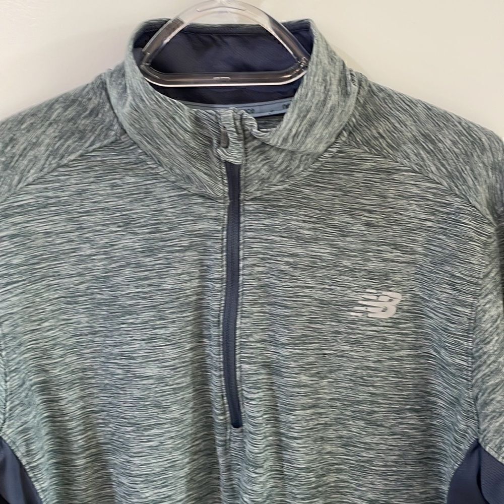 New Balance NB Dry heather gray 1/4 zip workout jacket medium - Picture 4 of 7